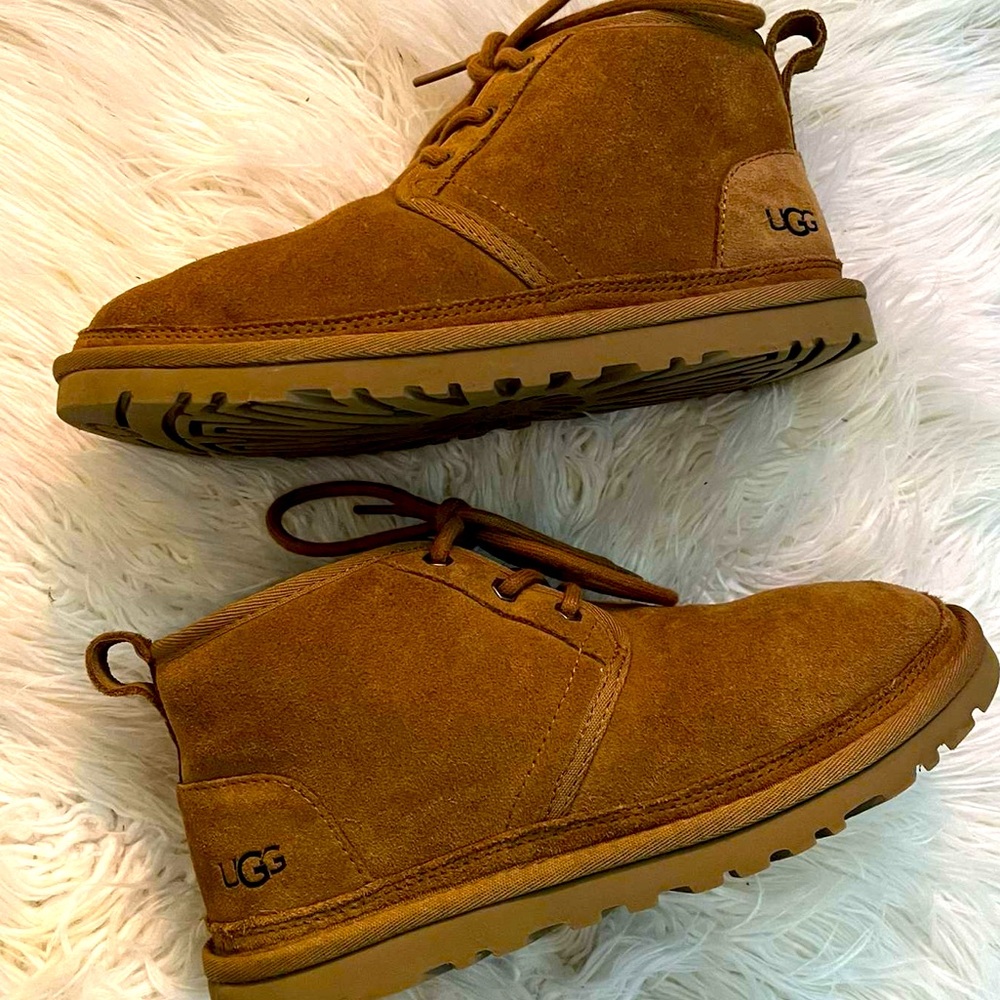 UGG Neumel